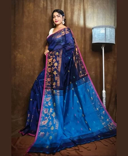 Handloom Cotton Silk Derpari Style Saree with Classic Look Navy Blue