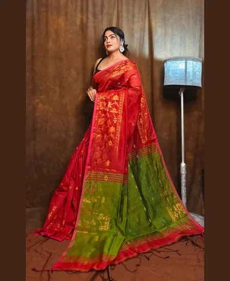Handloom Cotton Silk Derpari Style Saree with Blouse Red