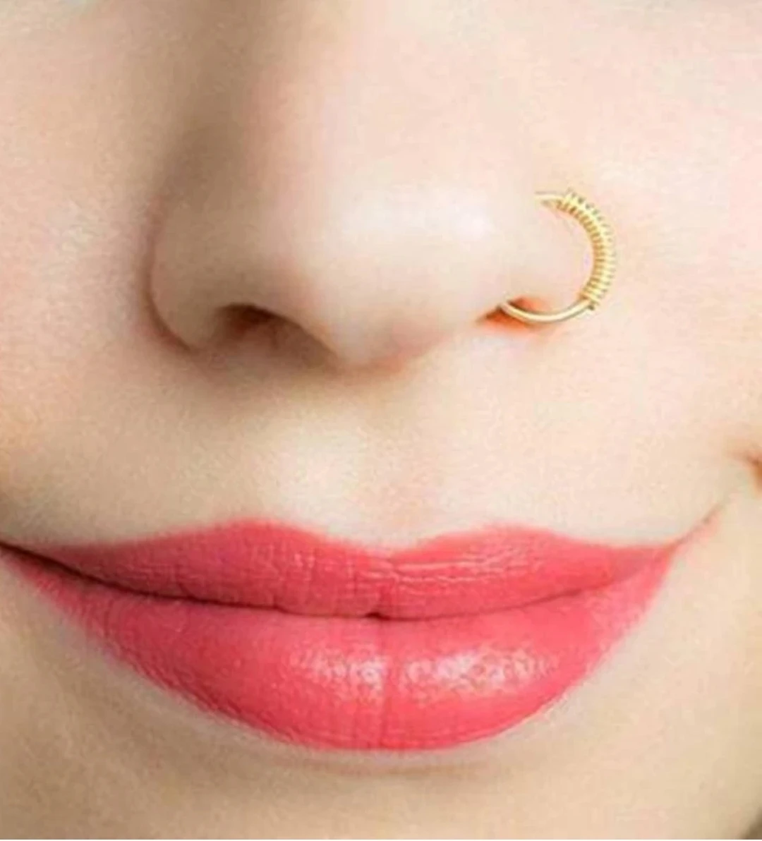 Beautiful Gold Plated Nose RING HALF DES...