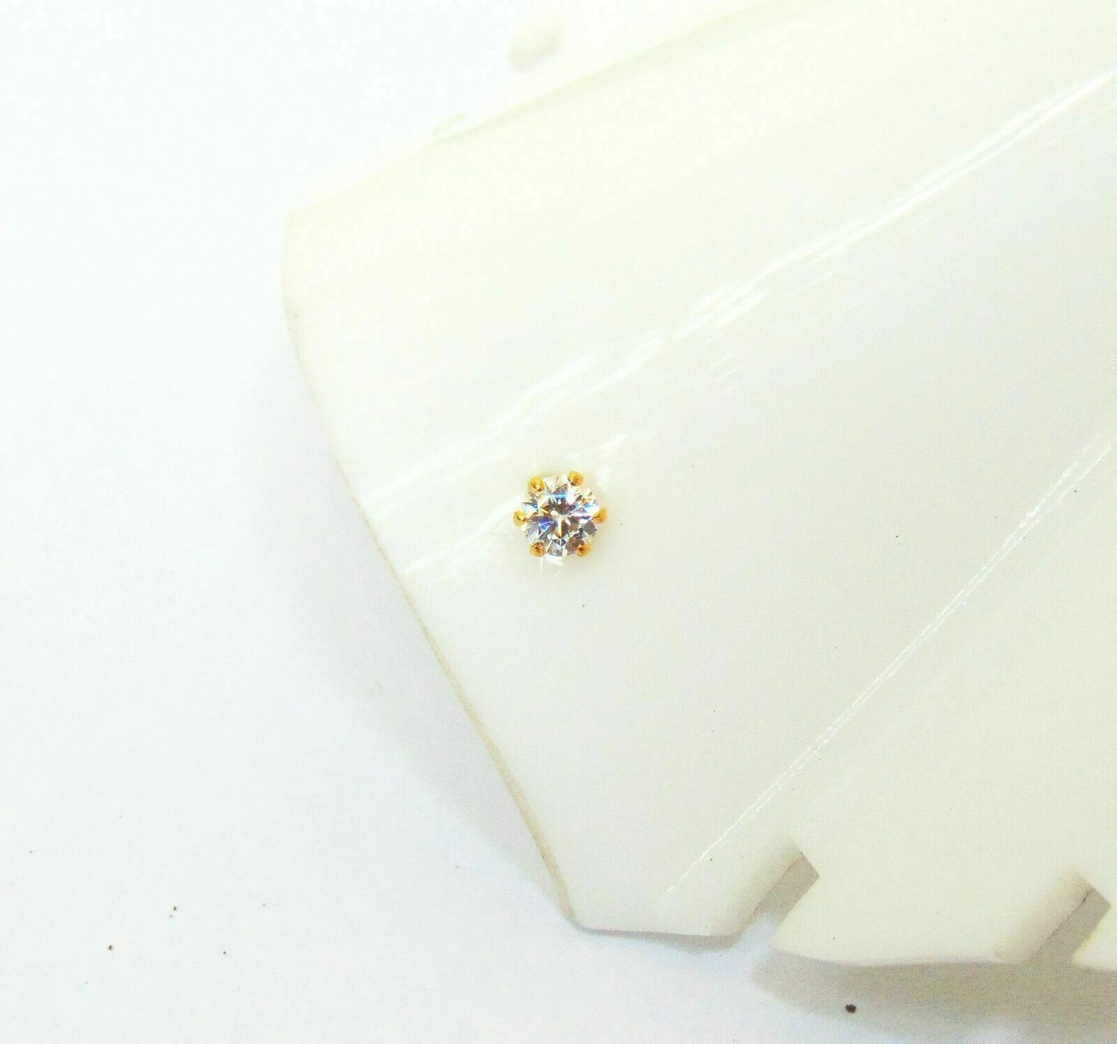 White Star Nose Pin