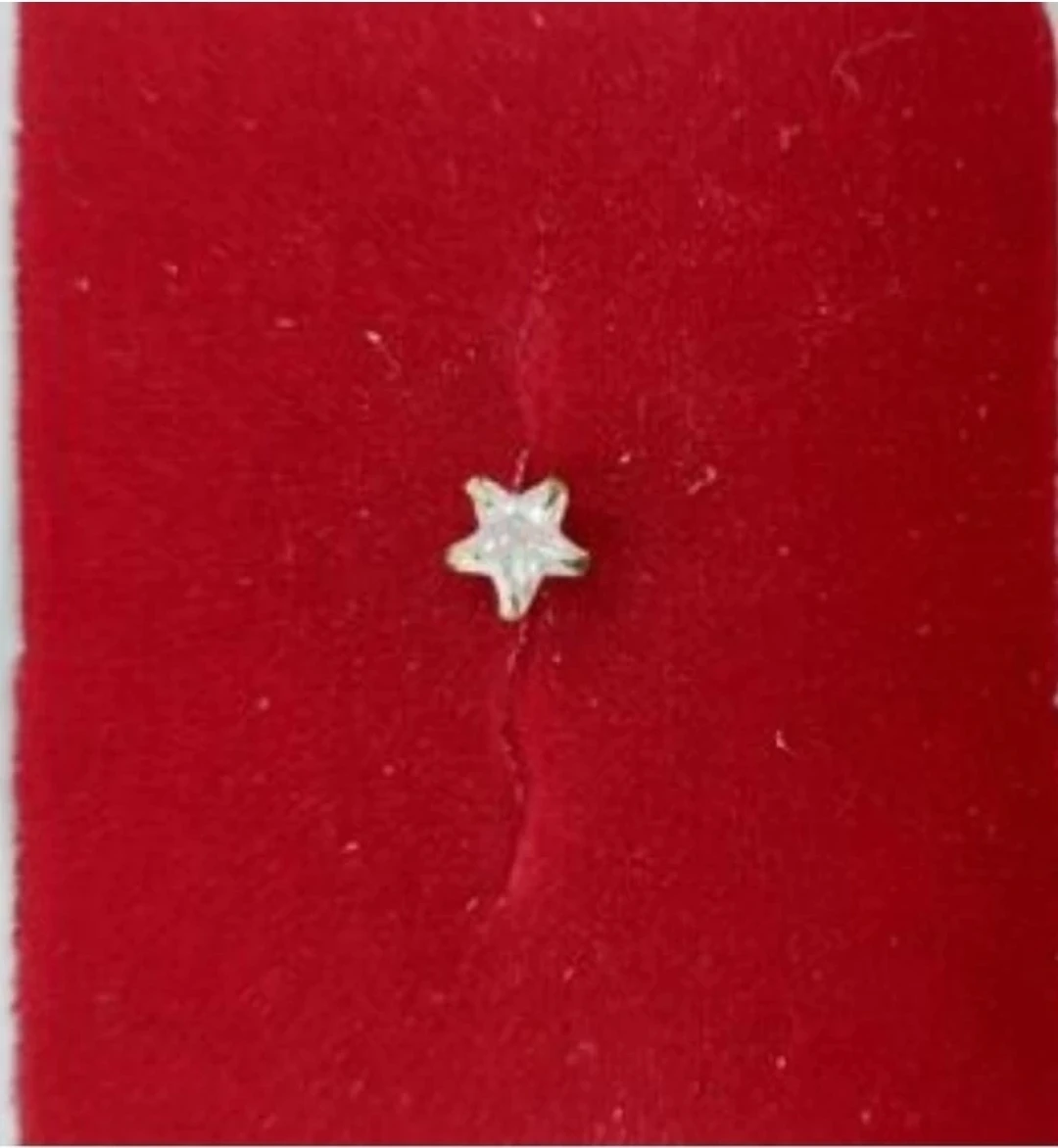 Beautiful Gold Plated Nose Pin CRYTAL ST...