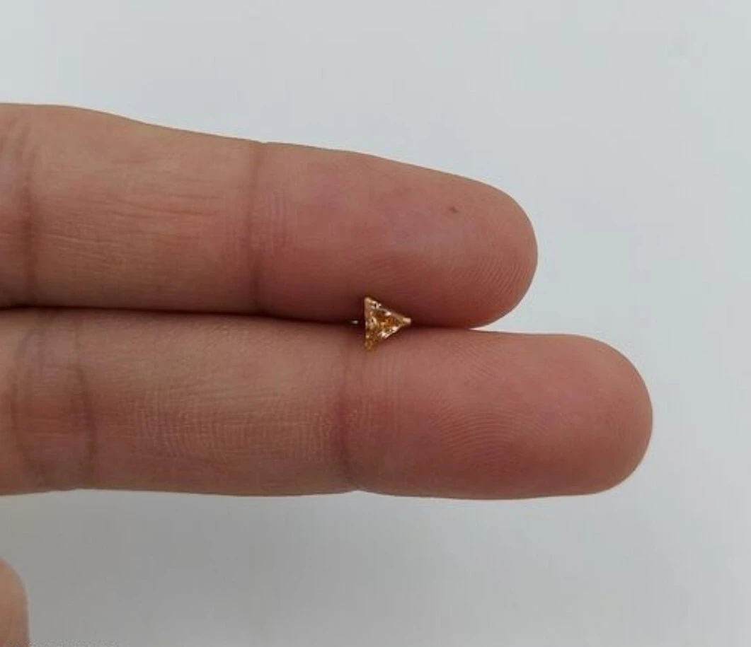 Beautiful Gold Plated Nose Pin CRYTAL STONE THREE TIKONA PEACH Wedding Nose Ring Fashion Gift Jewellry PACK OF 1