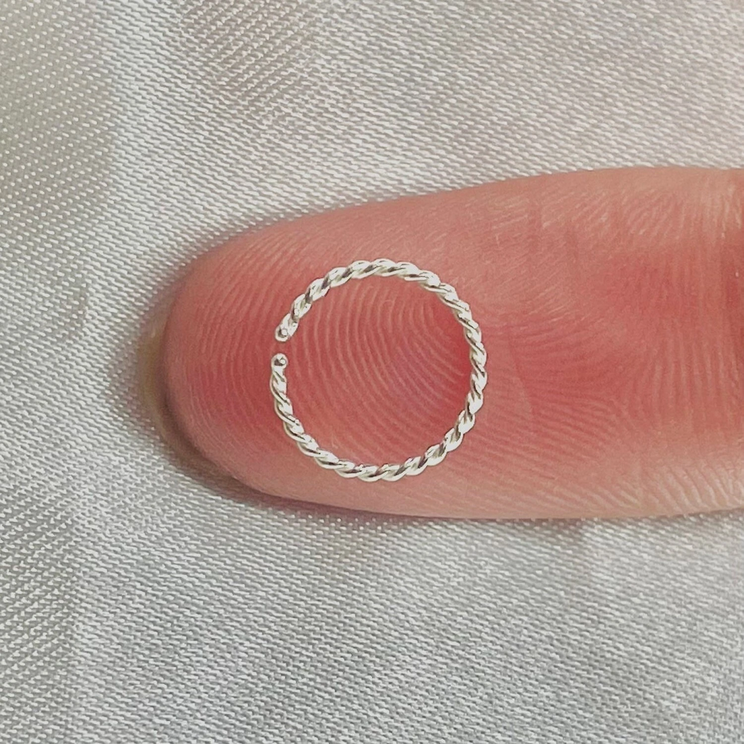 Elegant Nose Stud – Traditional Design