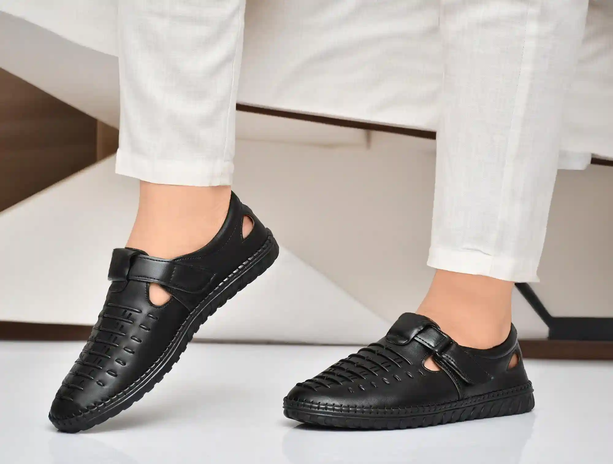 Latest Fabulous Men Sandals|Roman Sandal...