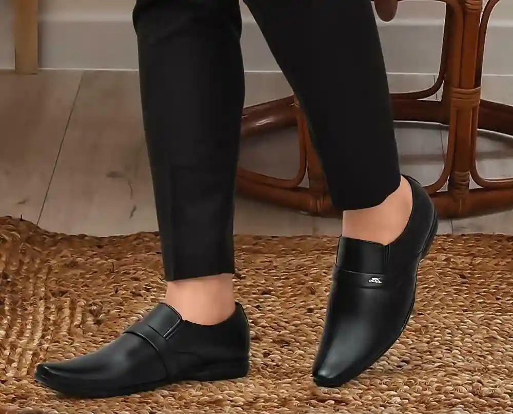 Latest Trendy Men Formal Shoes|Black Moc...