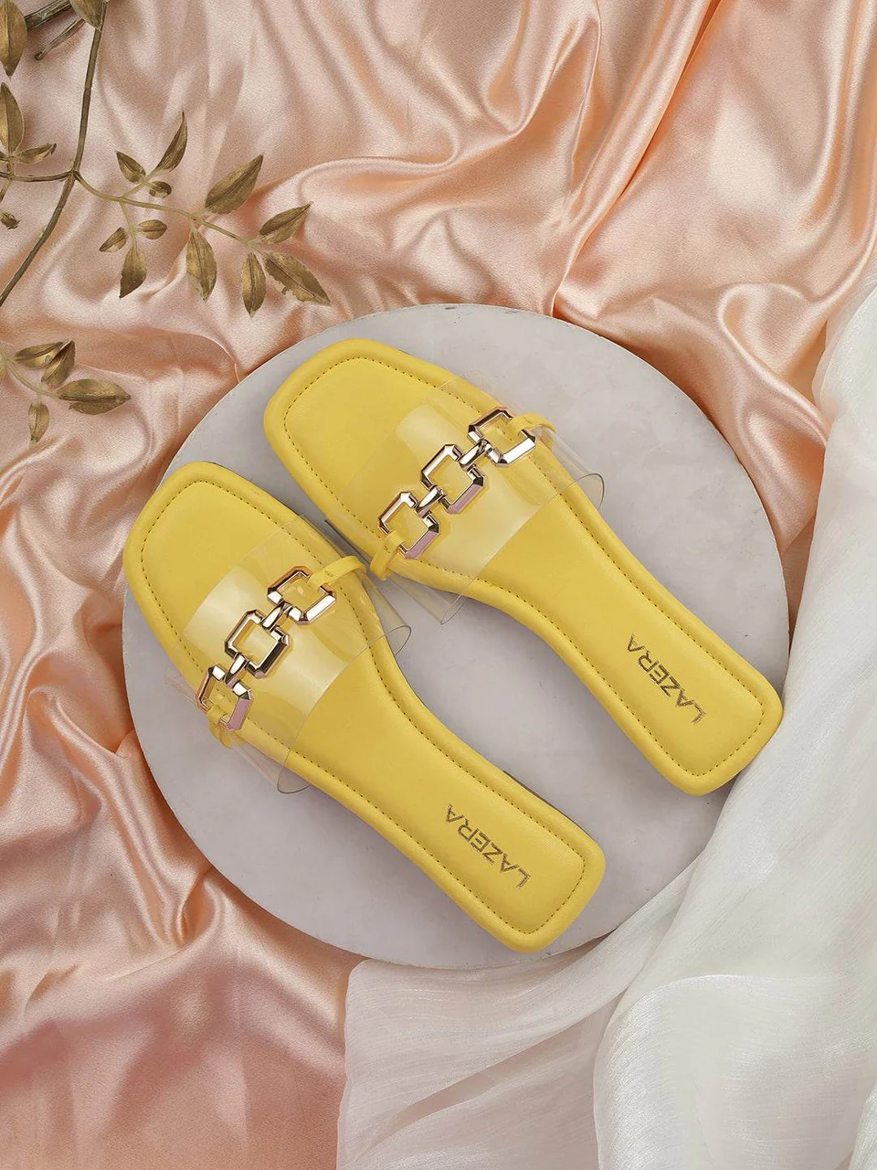 Transparent Chain-Link Flats