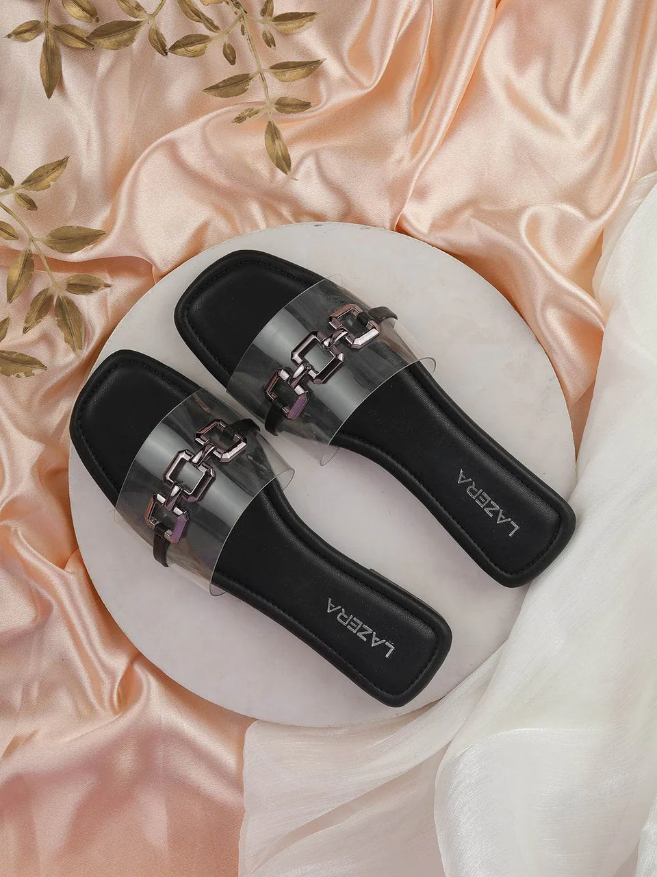 Transparent Chain-Link Flats