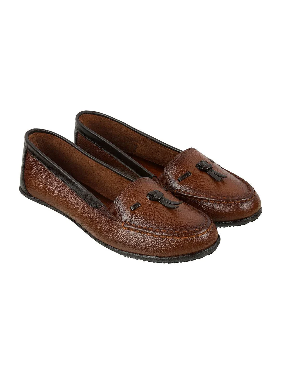 Modern Flat Close-Toe Everyday Sandal