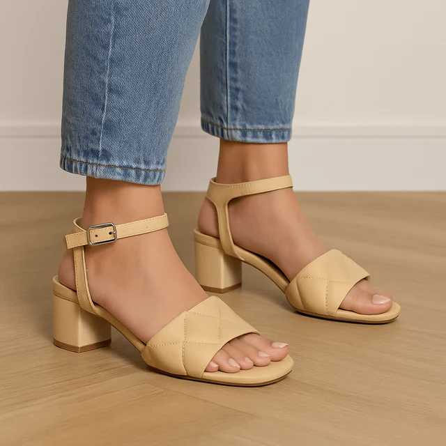 Refined Medium Heel Casual Sandal