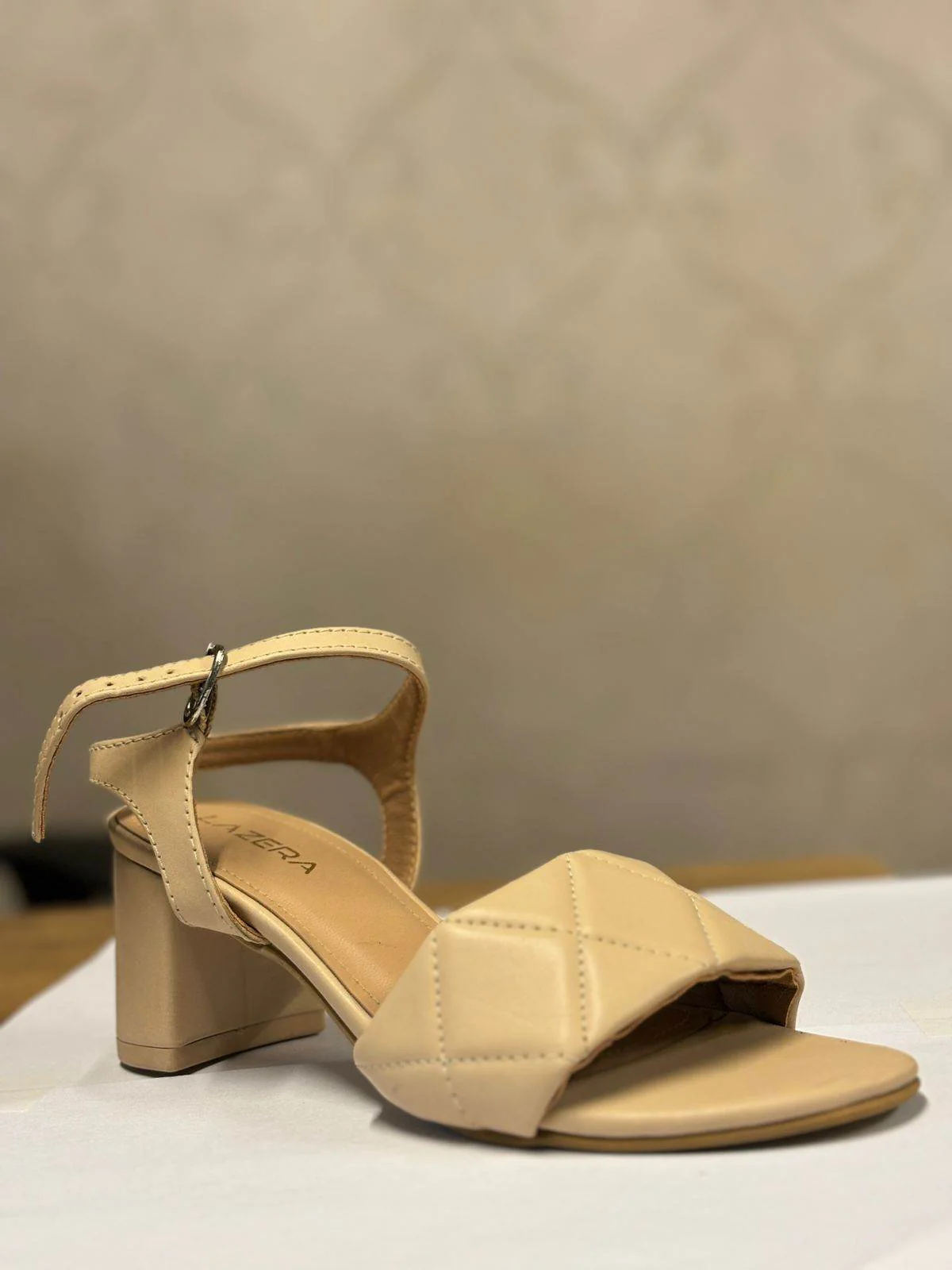 Refined Medium Heel Casual Sandal