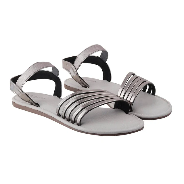 Relaxed Fit Flat Weekend Sandal