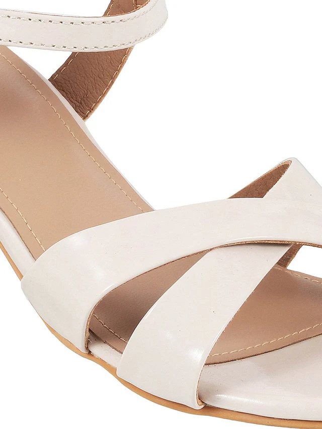 Refined Medium Heel Casual Sandal