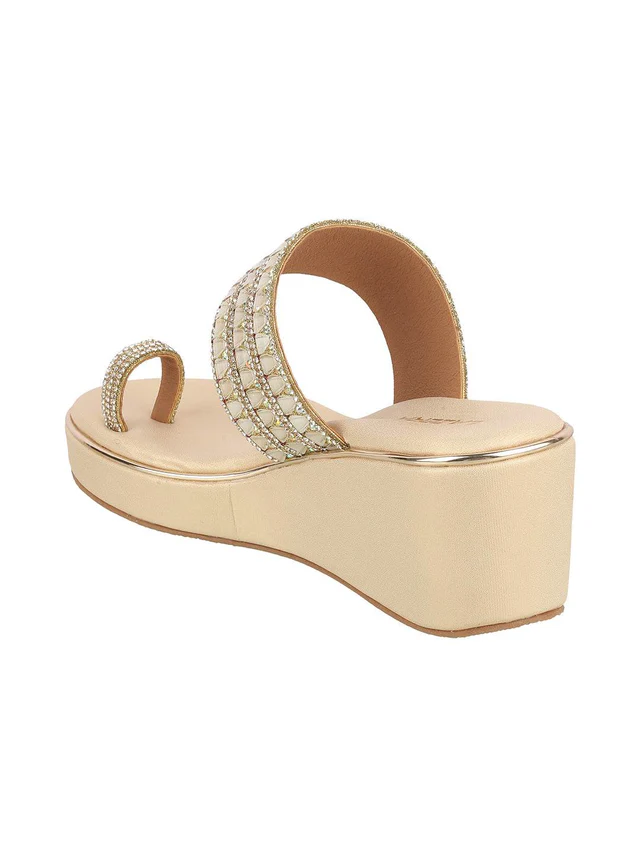 Women's Embellished Toe-Ring Wedge Sandals