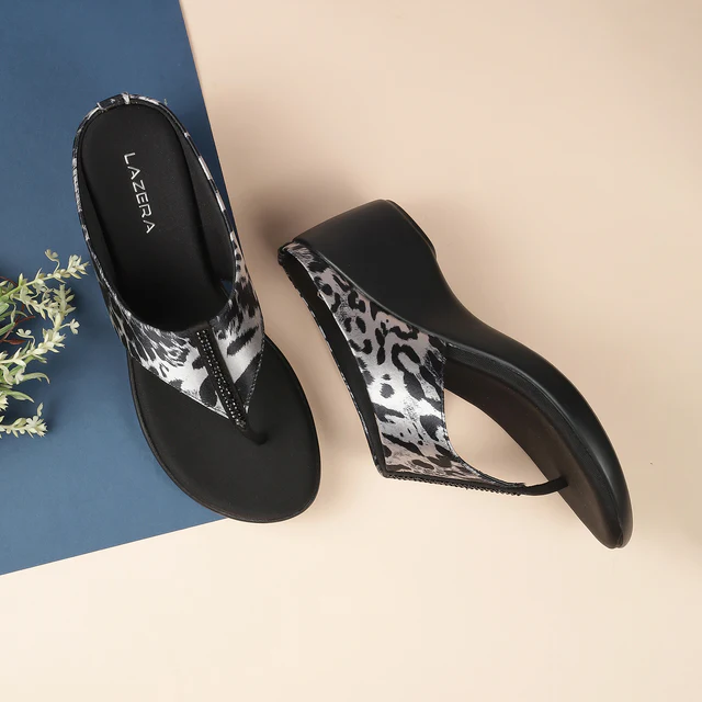 Women’s Animal Print Wedge Thong Sandals