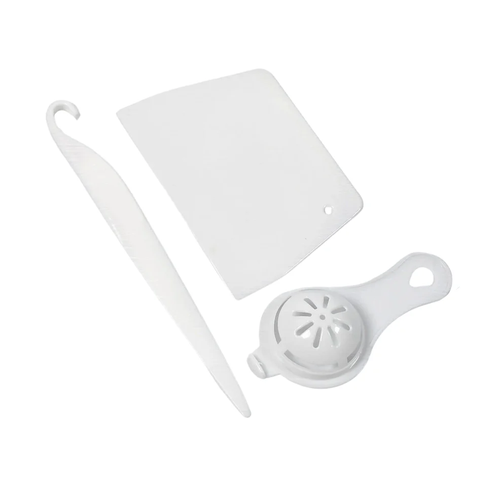 Essential Cake Decorating Kit for Bakers 3 Pc