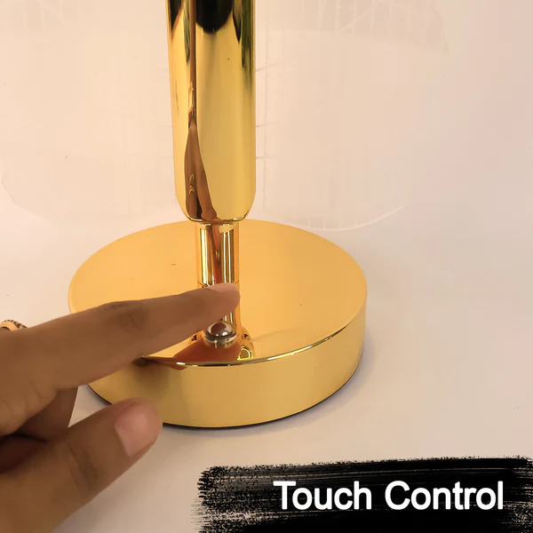 Luxury Crystal LED Table Lamp for Bedroom and Living Room