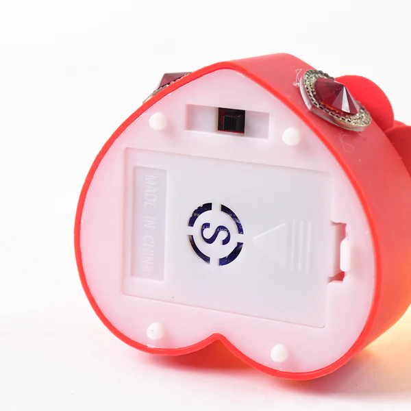 Heart Shaped Love Couple Decorative Showpiece