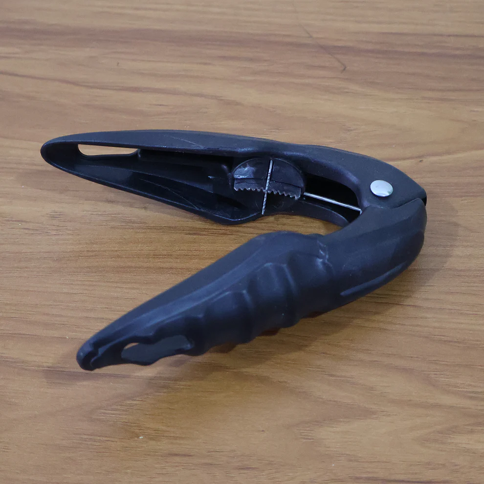 Multipurpose Walnut Seafood Cracker Kitchen Tool