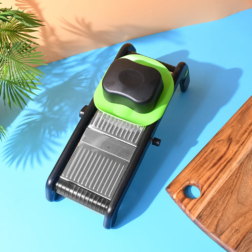 Supermom Adjustable Slicer with Stainless Steel Blades