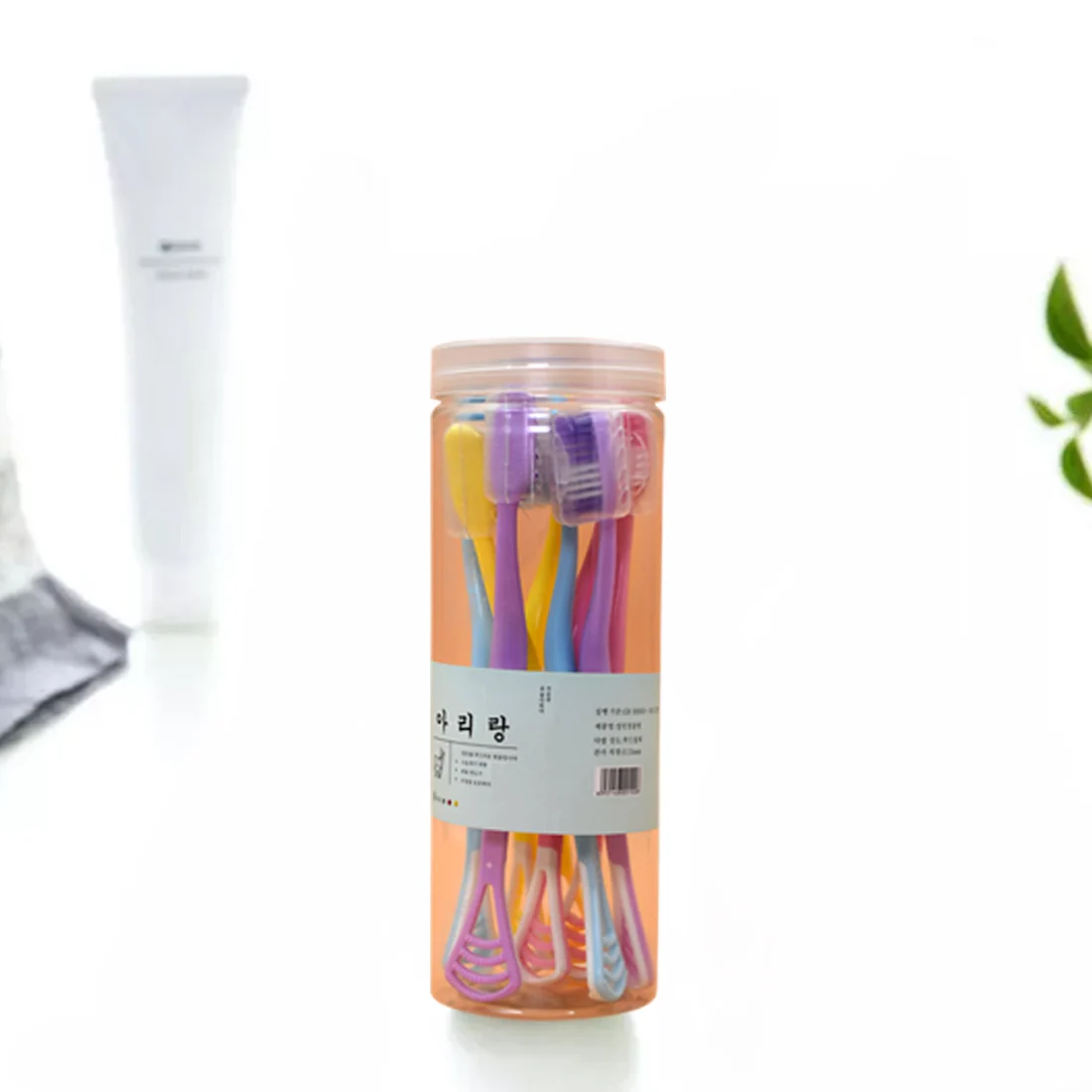 2 in 1 Toothbrush Case Set for Family Use