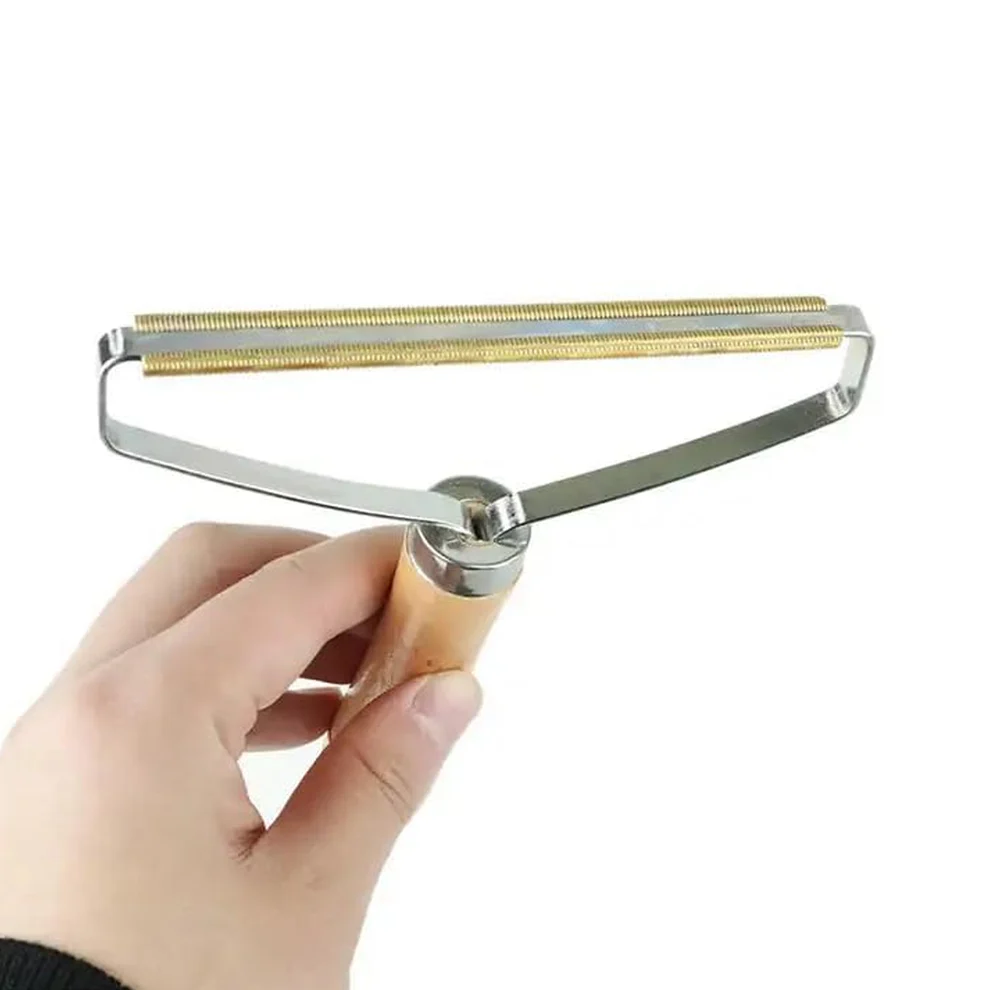 Portable Double Sided Lint Remover for Clothes and Fabric