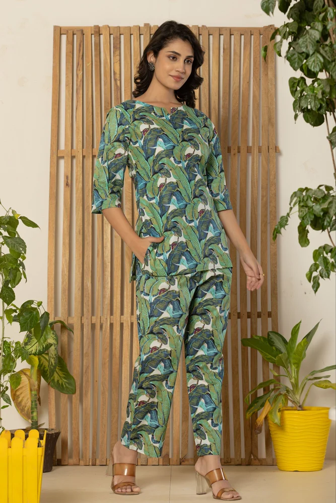 Green Leaf Print Night Suit