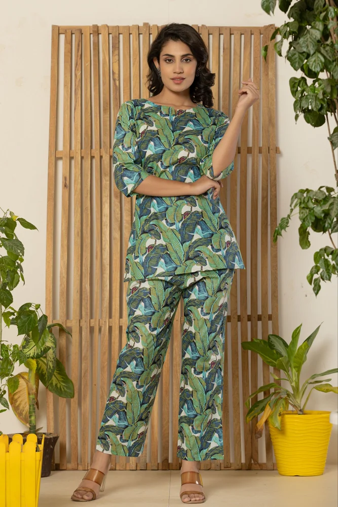 Green Leaf Print Night Suit