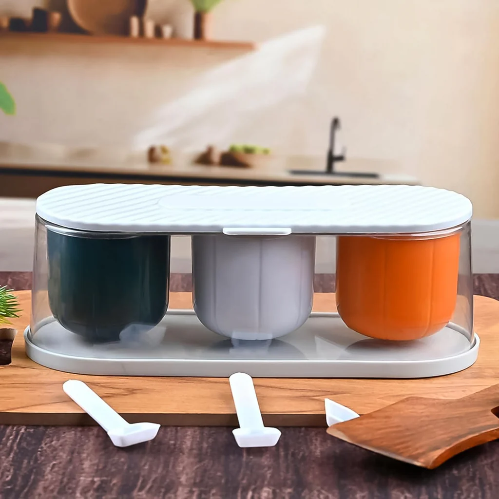 Home Kitchen 3 Grid Seasoning Spice / Masala Box Kit with Spoon