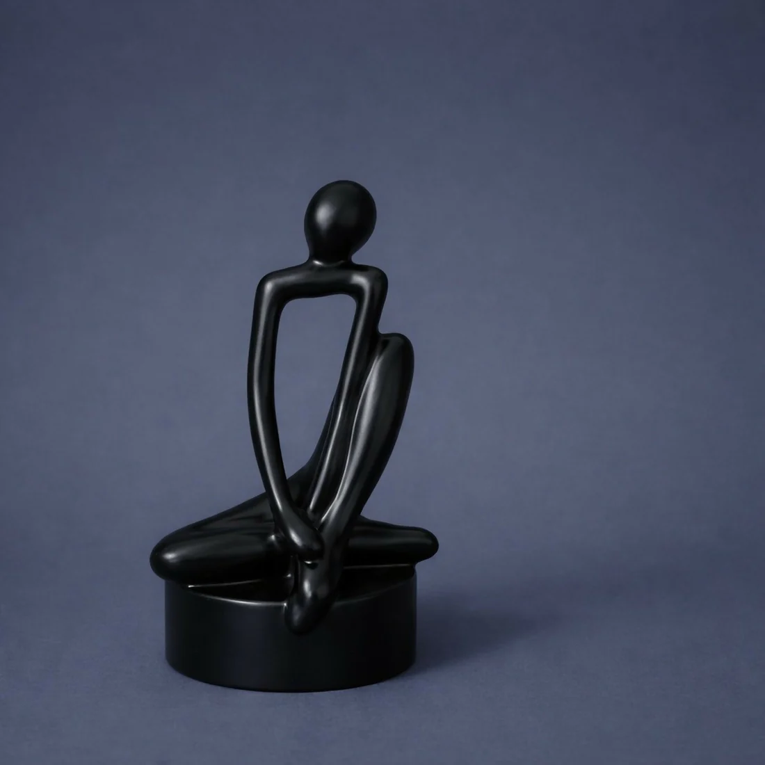 Abstract Sitting Man poly-resin Sculpture Black Modern Home Decor Showpiece
