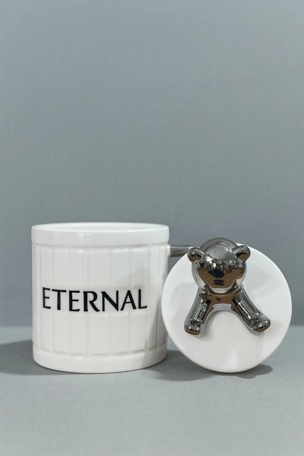 Ceramic Mug with 3D Bear Lid & Metallic Handle – Cute Gift Cup