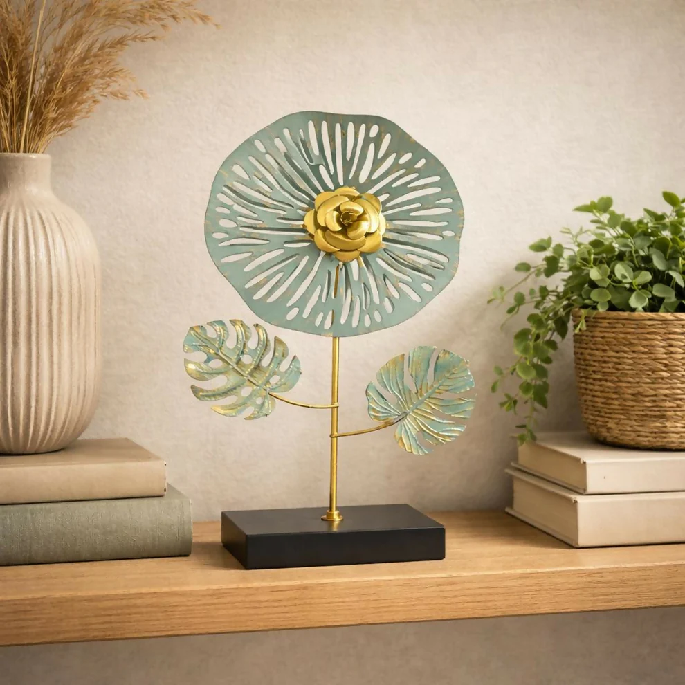 Modern Metal Flower Table Decor Showpiece for Home and Office