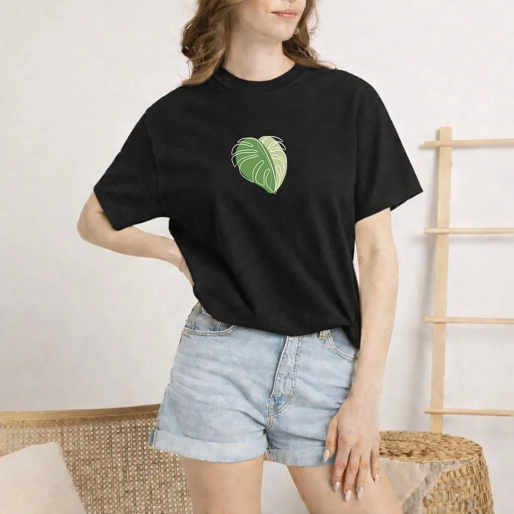 Women’s Graphic Oversized T-Shirt – Casual Cotton Tee with Leaf Print
