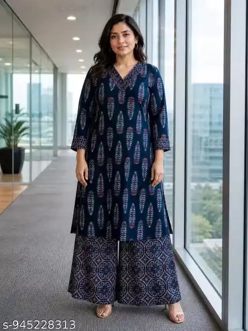 Women Pure Cotton Ajrakh Printed Navy Bl...
