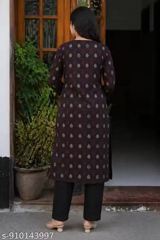 Women’s Black Printed Cotton Kurti with V-Neckline and 3/4 Sleeves | Straight Fit Ethnic Kurta | Jaipuri Floral Buta Print | Knee Length Daily Wear Office Kurti with Side Slits | Traditional Indian Kurti for Women