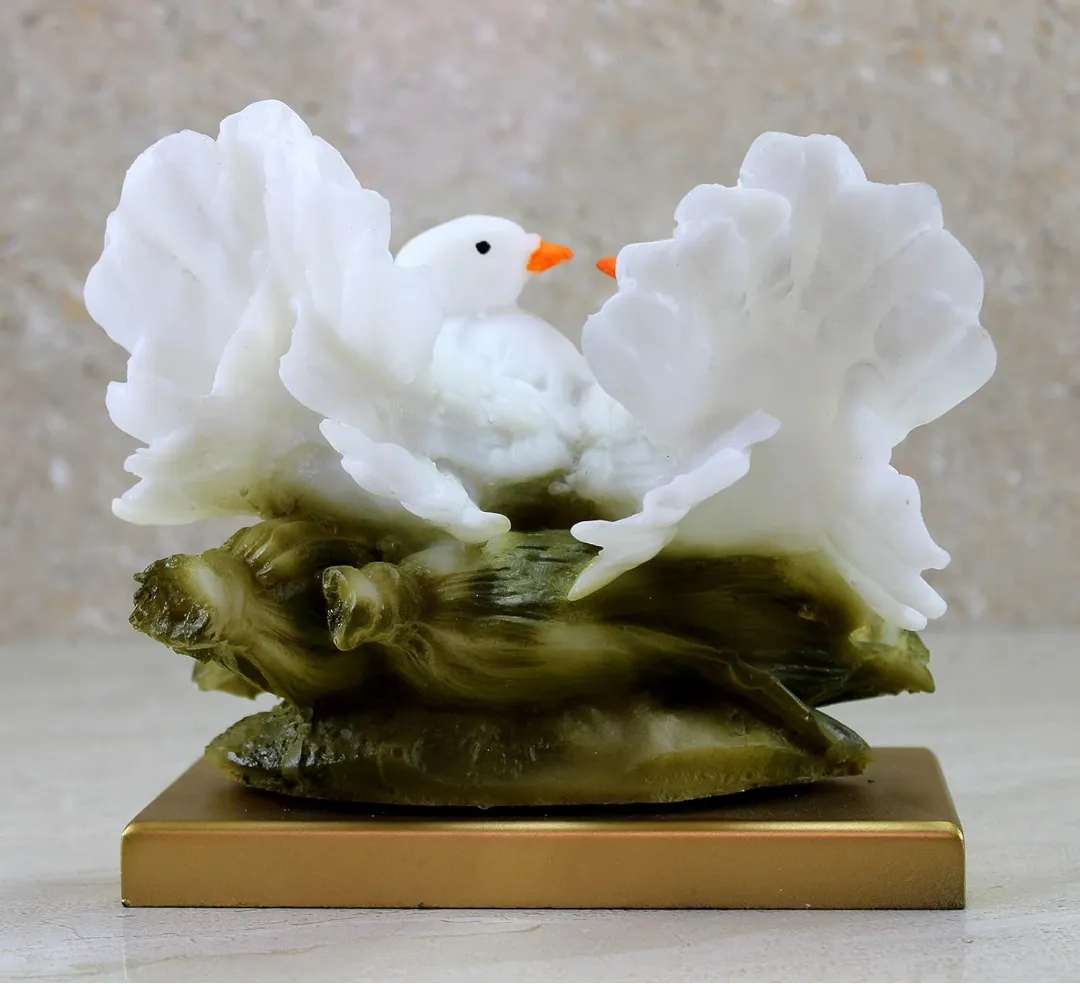 Premium Resin White Love Birds Couple Sh...