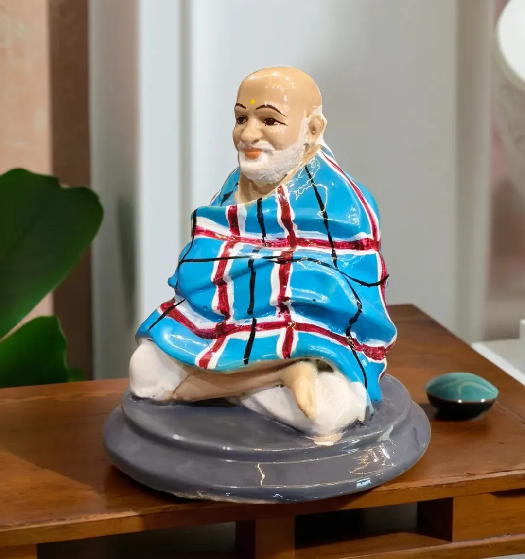 Neem Karoli Baba Resin Idol | Spiritual Showpiece for Home Temple & Meditation
