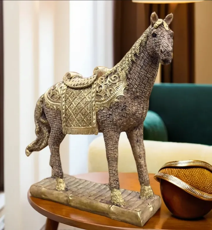 Decorative Horse Sculpture – Antique Finish Resin Showpiece for Home