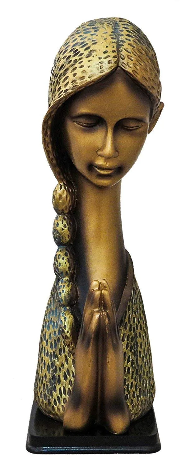 Welcome Lady Resin Showpiece | Elegant N...