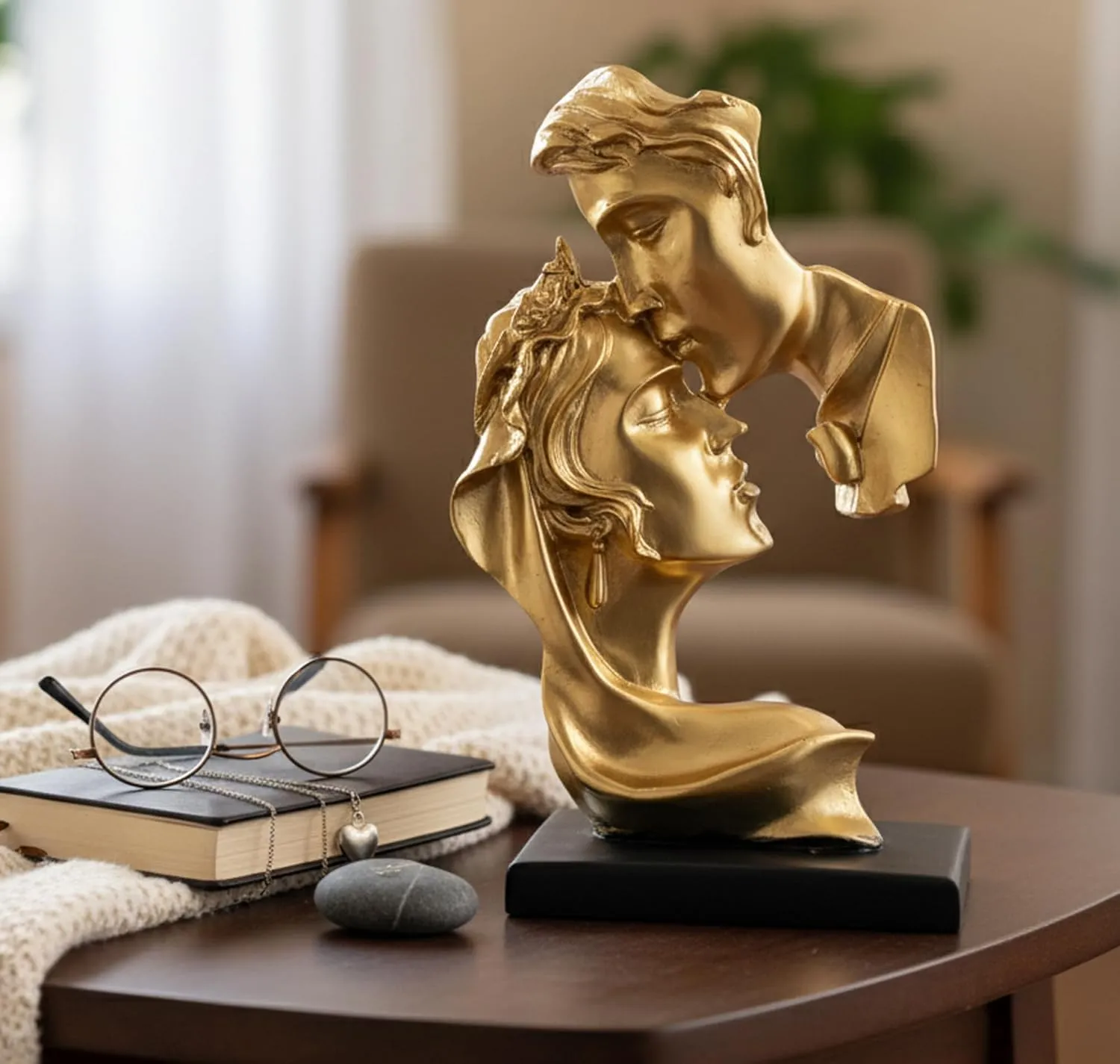 Romantic Moon Couple Showpiece – Elegant Love Statue for Home Décor, Living Room, Bedroom & Anniversary Gift