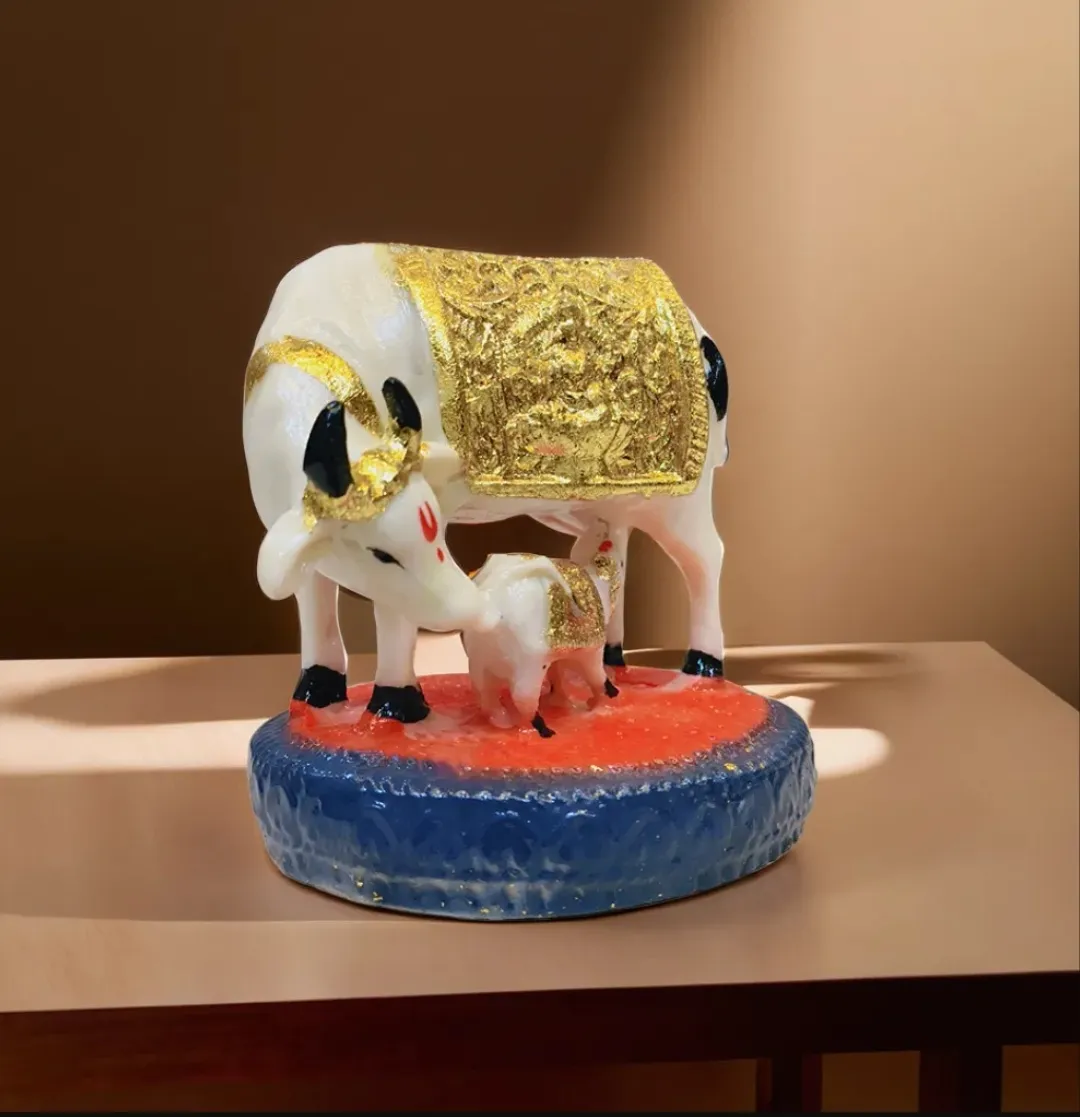 Small Marble Cow Showpiece – Elegant Dec...