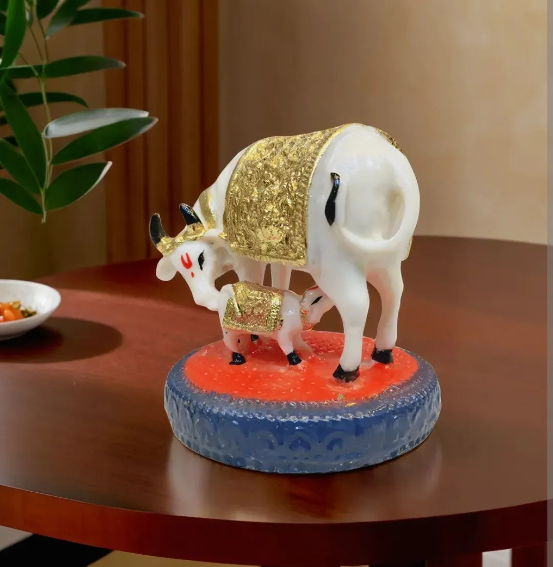 Small Marble Cow Showpiece – Elegant Decorative Cow Statue for Home Décor, Pooja Room & Gift