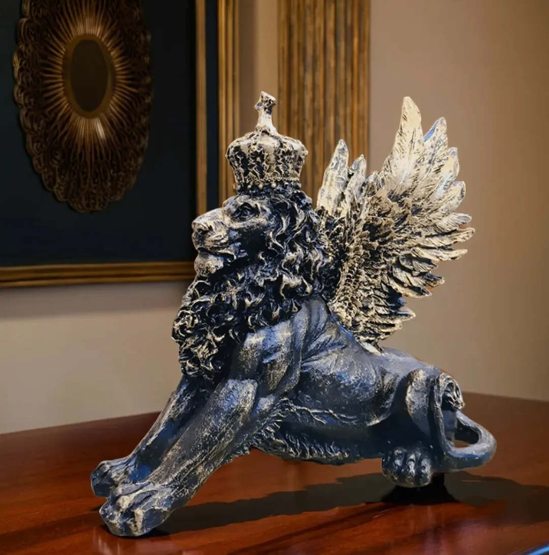 Royal King Resin Lion Showpiece | Decorative Animal Figurine for Home & Office Décor