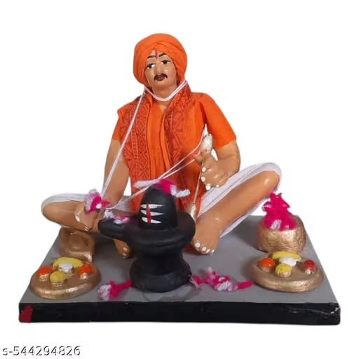 Krishnanagar Handmade Clay Gift & Décor – Basic Sitting Human Figure Miniature Idol (Priest)