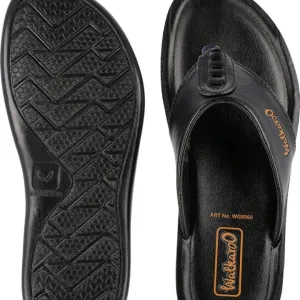 Walkaroo styles man flip flops