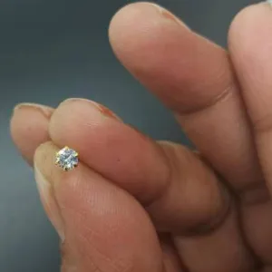 Single Nose Pin – Nug Design (Pack of 1)