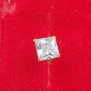 Beautiful Gold Plated Nose Pin CRYTAL ST...