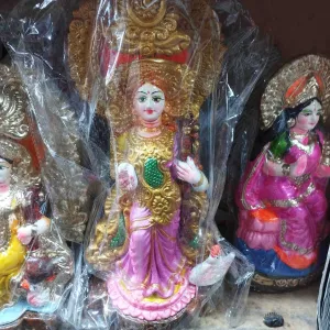 Saraswati Murti Handicraft Traditional Idol Home Temple Decor