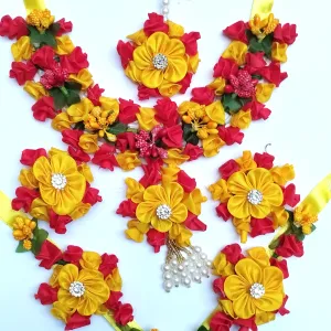 Handcrafted Cloth Jewellery Ornaments Decorative Ethnic Art