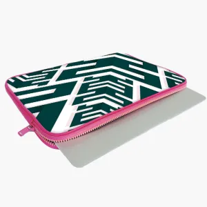 "Zig Zag Print" Laptop Sleeves: Bold Mod...