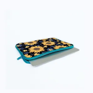 "SUNFLOWER THEME " Laptop Sleeves: Bold...